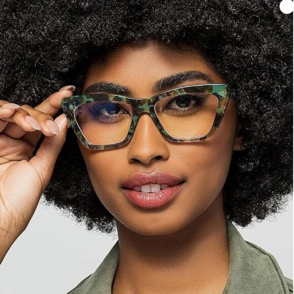 Prive Revaux The Morphe Cat-Eye Blue Light Blocking Reading Glasses-Honey Tort - Picture 4 of 4